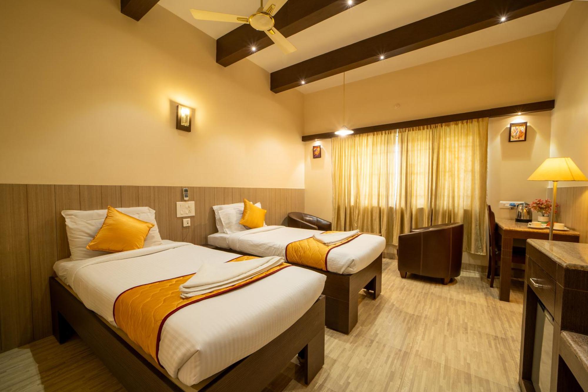 Yagappa Residency Hotel Thanjavur Exterior photo