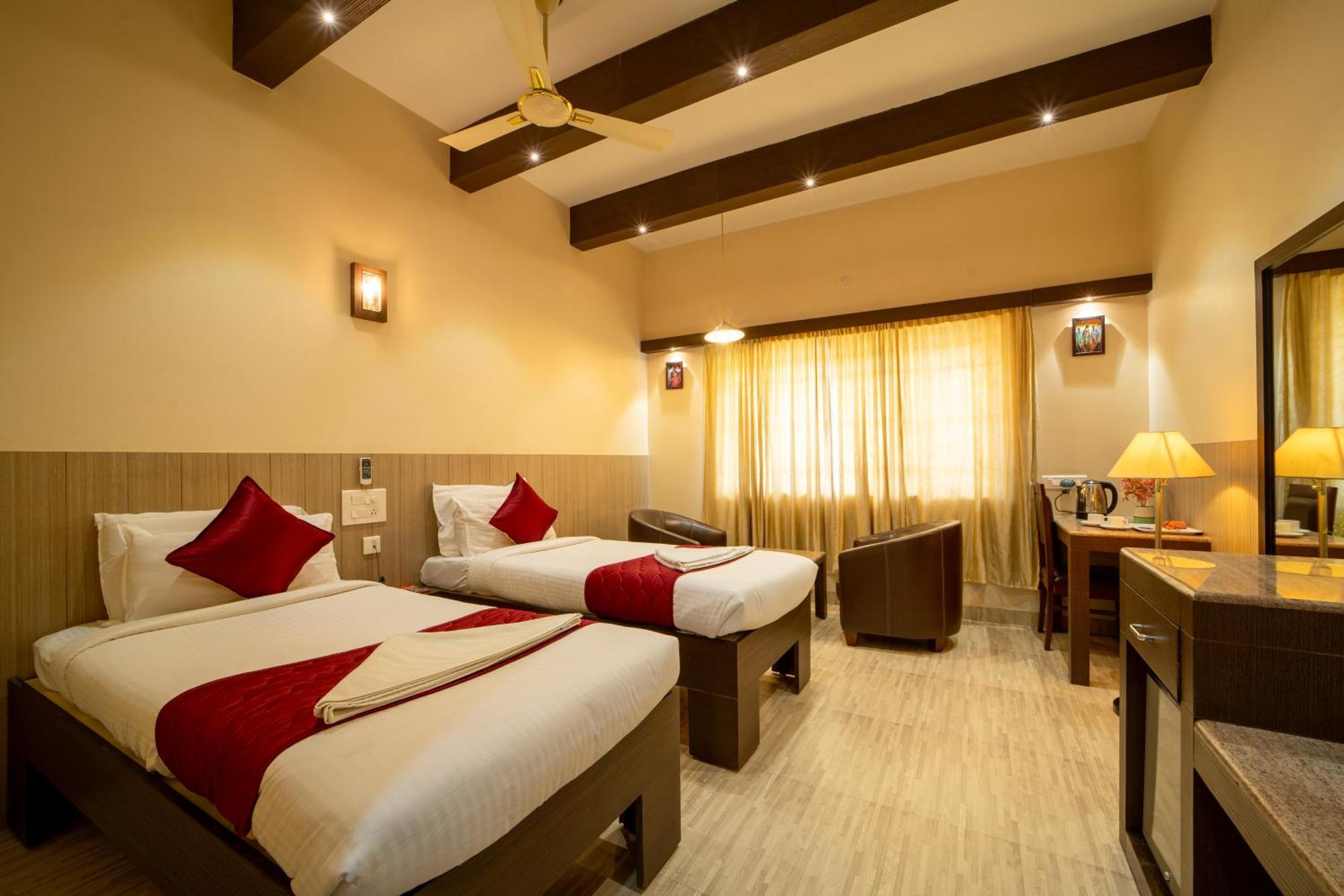 Yagappa Residency Hotel Thanjavur Exterior photo