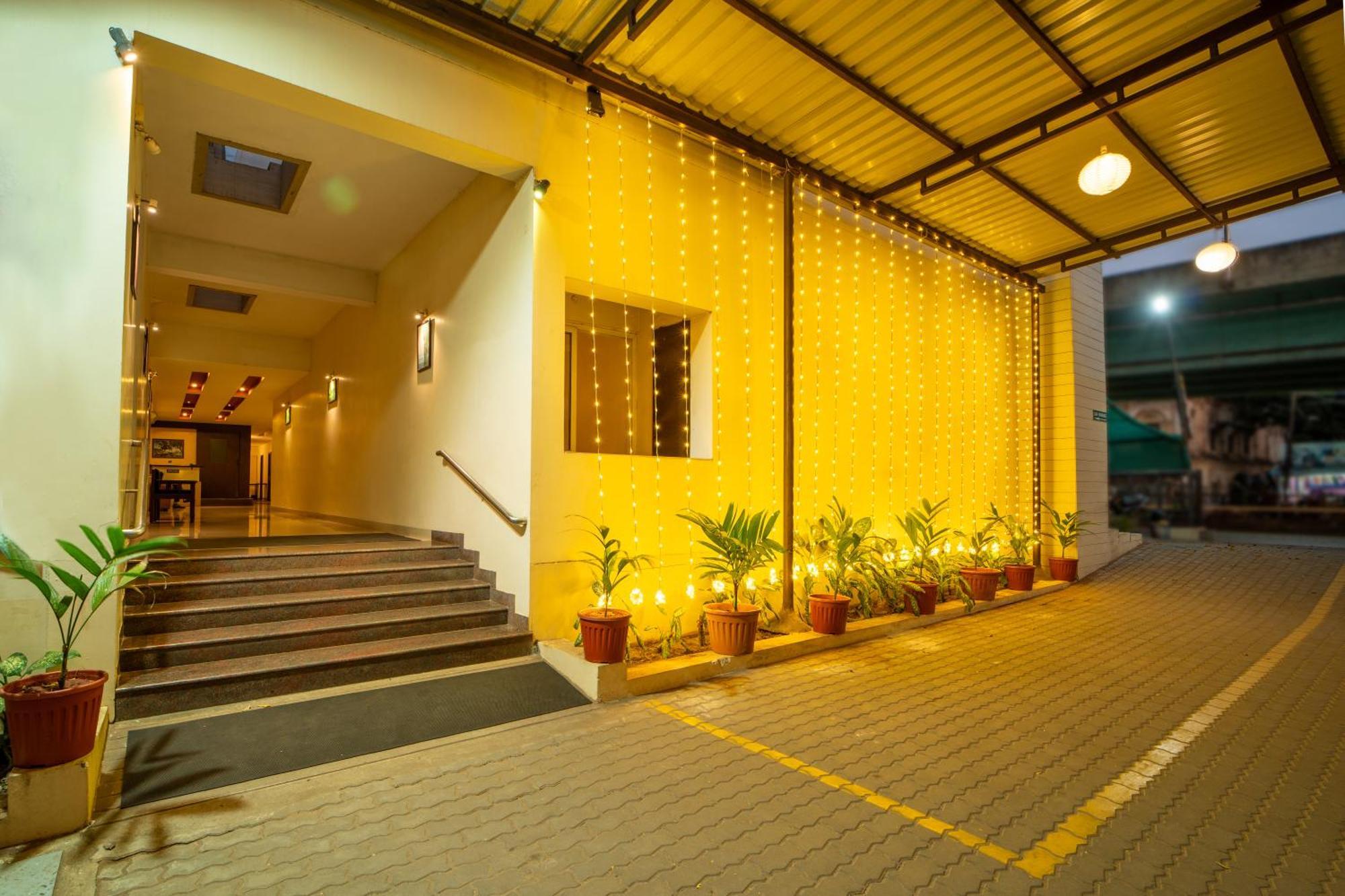 Yagappa Residency Hotel Thanjavur Exterior photo