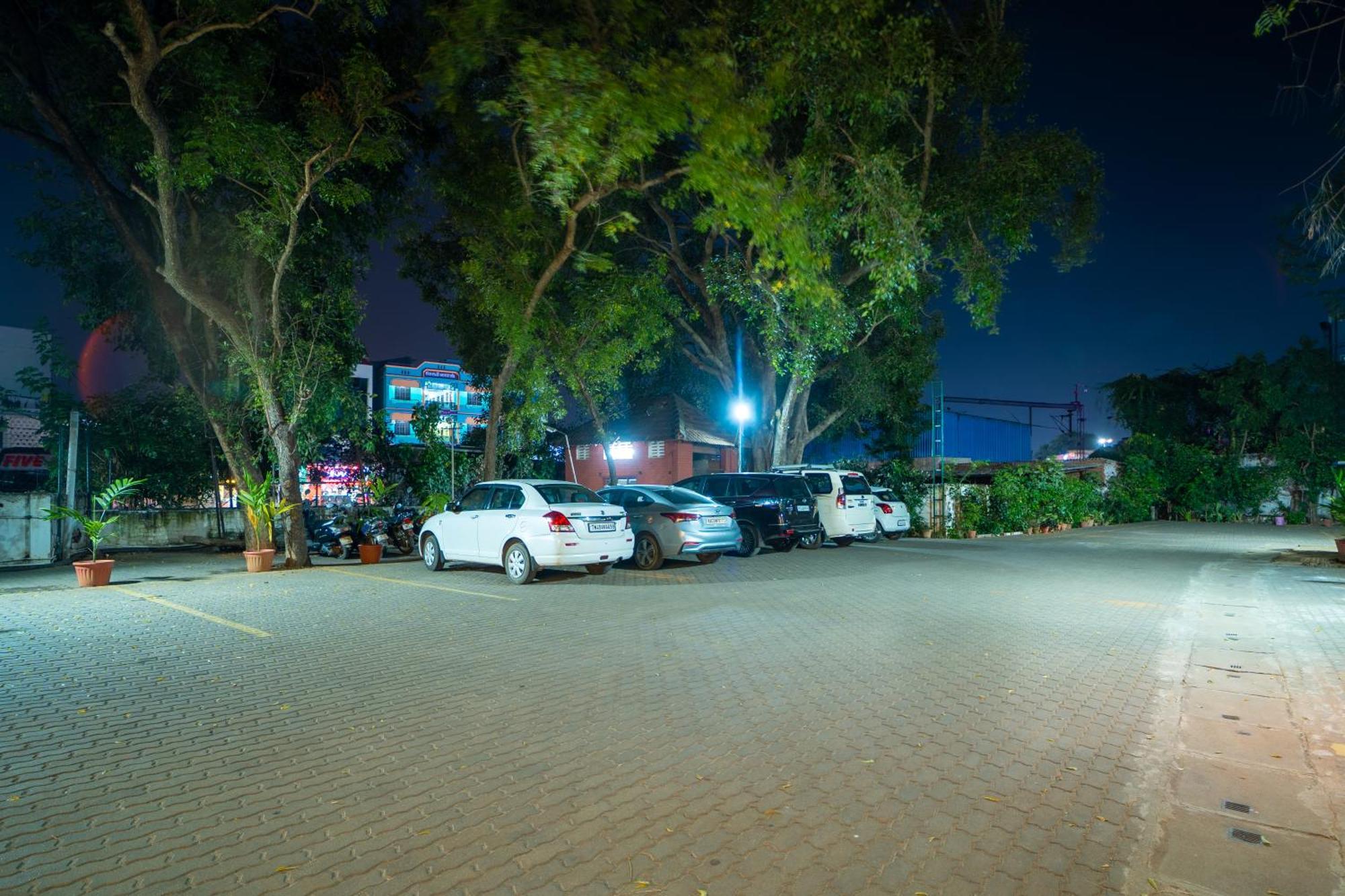 Yagappa Residency Hotel Thanjavur Exterior photo
